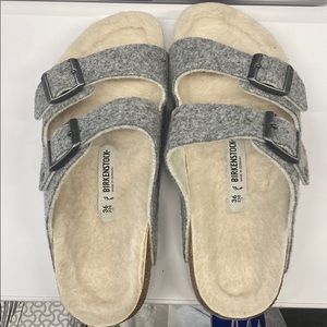 Birkenstock Arizona rivet sandal